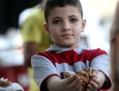 سوق البلح كله حلاوة.. بشاير رمضان رزق الغلابة من السنة للسنة - صور