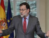 رئيس الحكومة الإسبانية يتجاهل تهنئة برشلونة بلقب الليجا