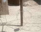 قارئ يشكو من الأسلاك الكهربائية العارية بقرية تابعة لمركز المنشأة بسوهاج