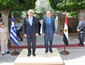 صور.. رئيس اليونان يزور الجمعية اليونانية بالإسكندرية خلال أسبوع الجاليات