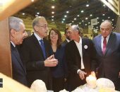  رئيس الوزراء يفتتح معرض الحرف اليدوية بقاعة المؤتمرات - صور