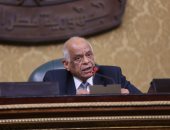 صور.. رئيس البرلمان مطالبا بإنجاز قانون تنظيم الصحافة: سيضبط الإعلام فى مصر 