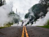 صور.. إجلاء 2000 شخص بعد انتشار غاز ثانى أكسيد الكبريت بسبب ثوران بركان هاواى