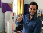 نيشان ينشر صور مشاركته فى الانتخابات اللبنانية 