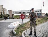 القاهرة الإخبارية: القبض على مسلح احتجز رهائن فى مصنع بتركيا