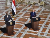 صور.. السيسى: بحثت مع الرئيس الأوغندى التعاون بين البلدين فى قضايا مكافحة الإرهاب