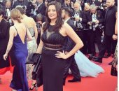 بشرى تتألق بفستان أسود فى حفل افتتاح مهرجان كان السينمائى الدولى
