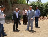 محافظ قنا يعاين موقع إنشاء محطة مياه أبو دياب بتكلفة 12 مليون جنيه