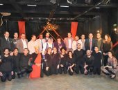 صور.. إيناس عبد الدايم تحضر عرض "هاملت" على مسرح قصر ثقافة الجيزة