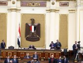 البرلمان يوافق على قانون التجارب السريرية والبحوث الإكلينيكية فى مجموعه