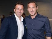 ليلة الملوك.. توتى وديل بييرو يحضران مباراة روما ويوفنتوس