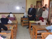 محافظ بنى سويف يوجه بتوفير التهوية والإضاءة بلجان الاعدادية  