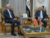 "العصار" يبحث مع سفير بيلاروسيا التعاون المشترك فى التصنيع الدفاعى والمدنى 