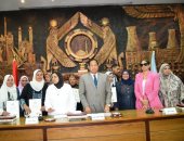 صور.. محافظ الغربية يكرم رائدات ريفيات لمجهوداتهم بالتوعية فى جميع المجالات