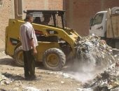 صور .. رئيس مدينة منوف يطلق حملات نظافة مكبرة بقرى المركز
