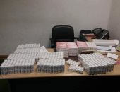 جمارك مطار برج العرب تضبط محاولة تهريب كمية كبيرة من المكملات الغذائية