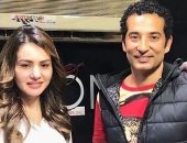 دينا فؤاد تروج لمسلسل "كامل من مجاميعه" مع عمرو سعد على راديو مصر