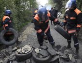 صور..الشرطة الفرنسية تطرد نشطاء معتصمين بموقع لبناء مطار غرب البلاد