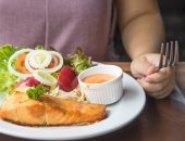 للوقاية من أمراض القلب.. تناول السمك مرتين فى الأسبوع