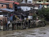 الفيضانات تجبر كولومبيا على إجلاء السكان على طول ضفتى نهر "كوكا"