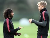 أساطير ارتدوا الرقم 4 فى أرسنال قبل محمد النني.. تعرف عليهم