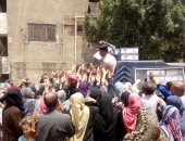 صور.. أمن القليوبية يوزع الكراتين الرمضانية على محدودى الدخل لليوم الثالث