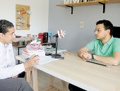 المداحون "7" ..المنشد مصطفى عاطف: صرفت على الإنشاد الدينى أكثر مما "صرف علىّ".. لا أتقاضى أجرًا على تلاوة القرآن.. ولا أرد على النقد القاسى.. والمنشدون السوريون لن يسحبوا البساط من المصريين