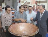 صور.. مدير أمن كفر الشيخ يقود حملة لضبط المخالفين من التجار