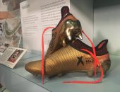 حذاء جديد لمحمد صلاح فى المتحف البريطانى بلندن.. صور