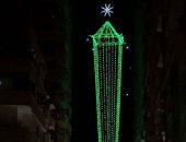 صور.."شاهد أكبر فانوس رمضانى فى العالم" ارتفاعه يصل لـ 16 طابق بالإسكندرية