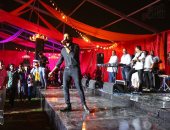 صور .. ساموزين يشعل خيمة "مولانا" بحضور نجوم الفن والمشاهير 