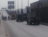 صور.. إصابة 5 بينهم 3 أردنيين فى تصادم 3 سيارات أعلى كوبرى أكتوبر