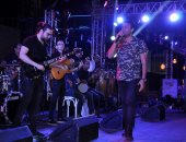 رامى صبرى يتألق بسهرة رمضانية كاملة العدد  فى "خيمة الحارة "