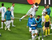 احتفال نجوم ريال مدريد وبكاء لاعبى ليفربول بعد نهائى دورى الأبطال.. فيديو