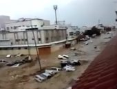 شرطة عمان السلطانية تنفى صحة فيديو انجراف عشرات السيارات بسبب إعصار "مكونو"