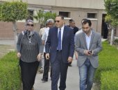 رئيس جامعة القناة: مواعيد الانصراف مع مغادرة آخر مريض عيادات المستشفى