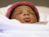 معجزة فى المتوسط.. ولادة طفل على متن سفينة بعد انقاذ والدته الليبية من الغرق