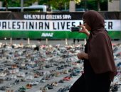 أوروبيون يضعون 4500 حذاء أمام مجلس الاتحاد الأوروبى للتذكير بضحايا إسرائيل