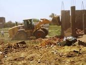 إزالة 18حالة تعد على الأراضى الزراعية بمركز دار السلام فى سوهاج
