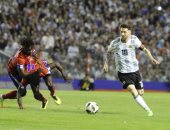 فيديو.. ميسي يتقدم للأرجنتين على حساب هايتى 1-0 فى الشوط الأول