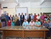 صور.. رئيس جامعة سوهاج يشهد فعاليات 59 مشروع تخرج بكلية الآداب