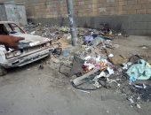 شكوى من وجود سيارة مجهولة وتراكم القمامة بشارع الخديوي بالإسكندرية