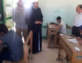 رئيس المنطقة الأزهرية بجنوب سيناء يتفقد لجنة أبو زنيمة الثانوية