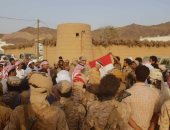 الجيش اليمنى مدعوما بـ"التحالف" يعيد الأسر إلى منازلها بالمناطق المحررة فى صعدة