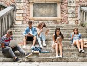 دراسة: المراهقون يتخلون عن فيس بوك لصالح يوتيوب وانستجرام