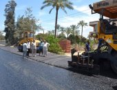 مساعد محافظ كفر الشيخ يتابع أعمال رصف المرحلة الثانية من الطريق الدائرى