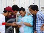 سعادة بين طلاب الثانوية العامة بسبب سهولة امتحان اللغة العربية بالدقهلية