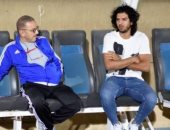 صور.. عمرو بركات فى تدريب المقاصة لدعوة زملائه لحفل زفافه