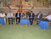 صور.. محافظ سوهاج ورئيس الجامعة يحضران حفل إفطار نقابة المهن العلمية