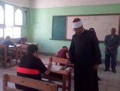 امتحان "الأحياء" للثانوية الأزهرية بدون مشاكل.. وتحرير 28 محضر للمخالفين
